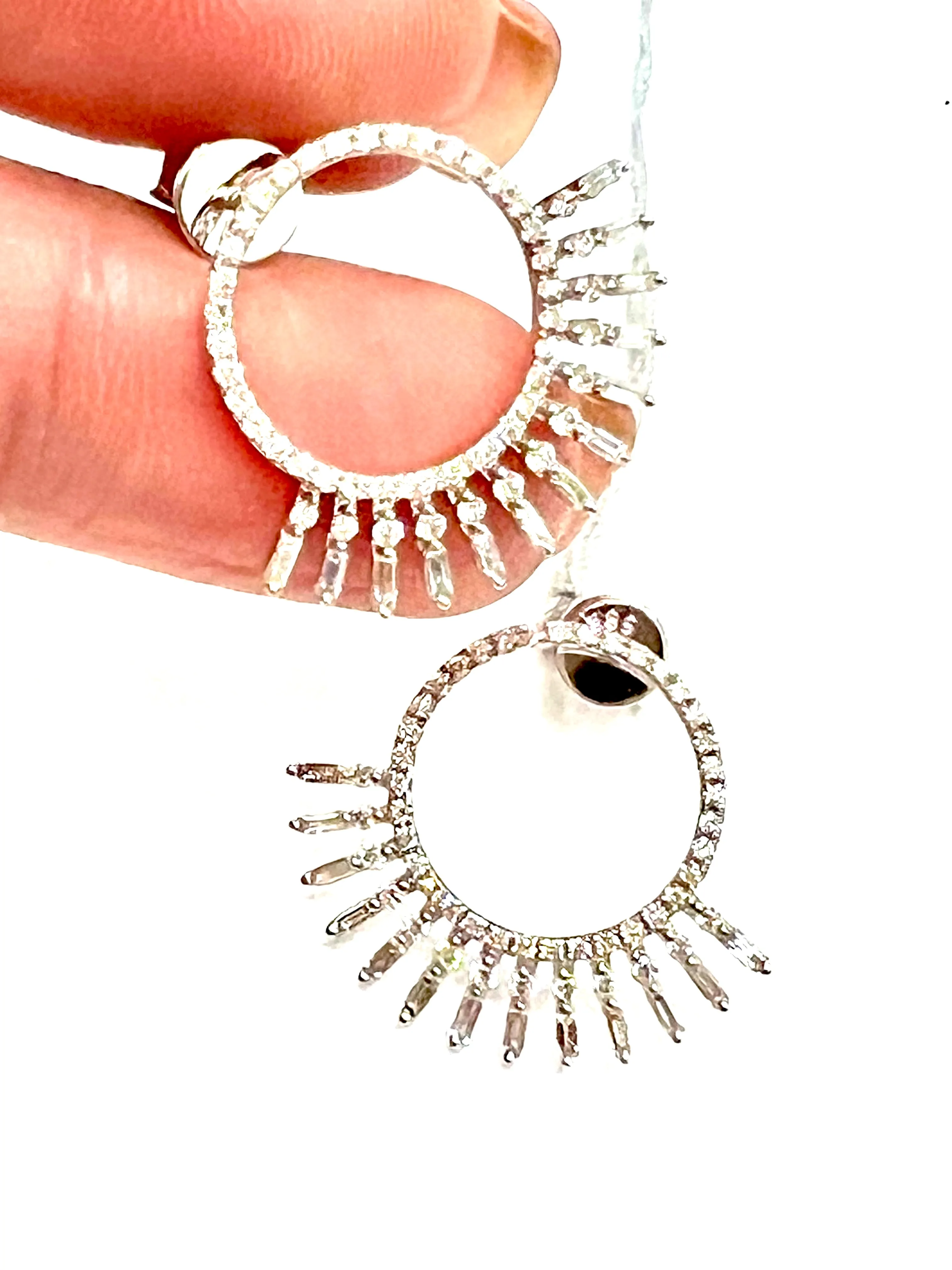 14K WHITE GOLD ROUND DANGLE DIAMOND EARRINGS