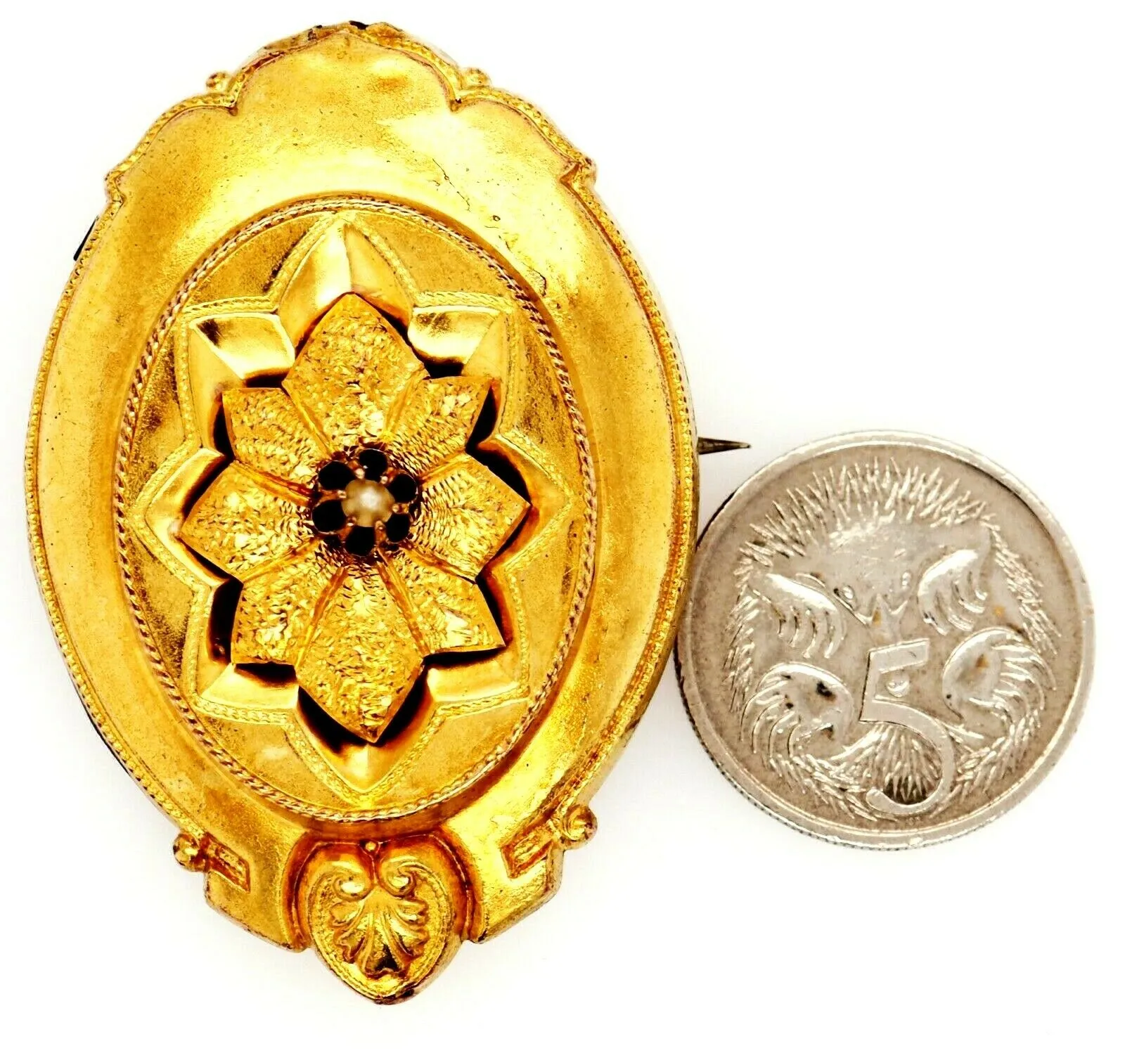 9ct Yellow Gold Seed Pearl Vintage Brooch