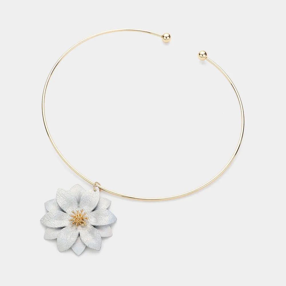 iLLASPARKZ Fabric Flower Pendant Choker Necklace