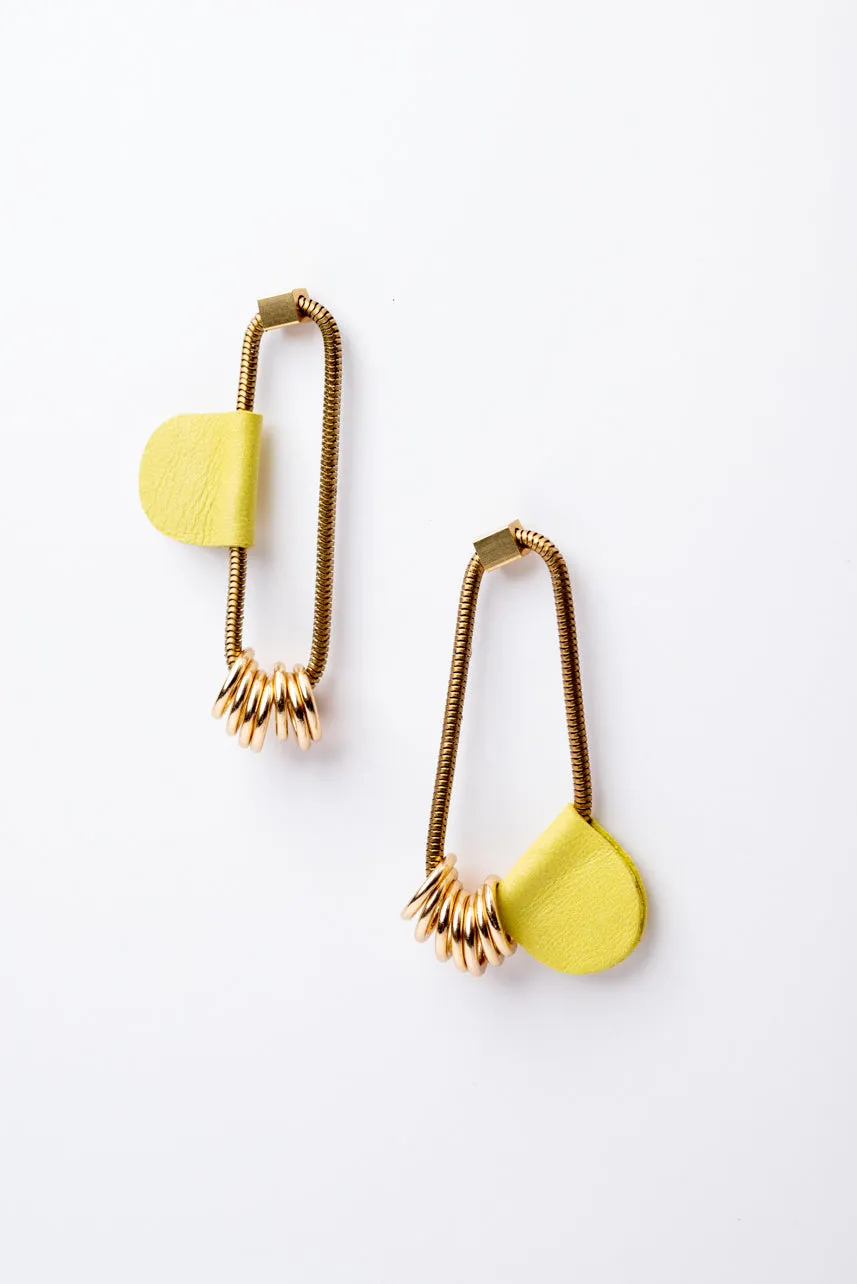Shapes and forms leather earrings PICASSO model