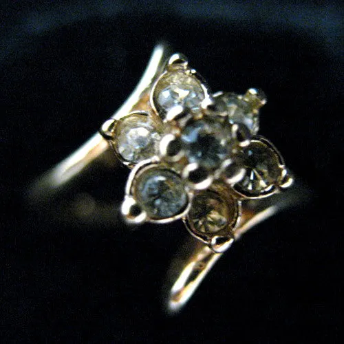 Signed PAUL GOLD Tone Womens CRYSTAL Cluster GLASS Multi STONE RING Jewelry sz 5